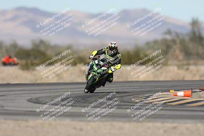 media/Dec-04-2025-Racers Edge (Thu) [[5ebc9f124d]]/3-B Group/2-Session 1 (Turn 4 Entry)/